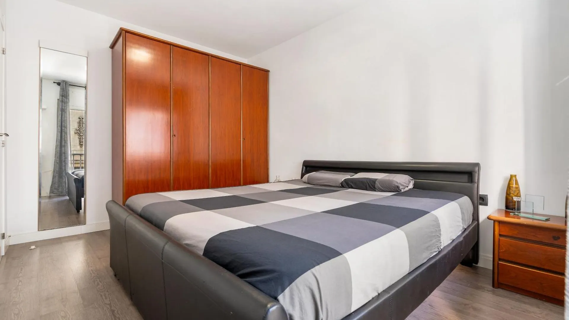 公寓 Your Home In Barcelona Office & Gym & Parking Free 西班牙
